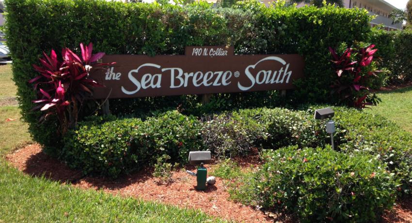 Sea Breeze South - sign