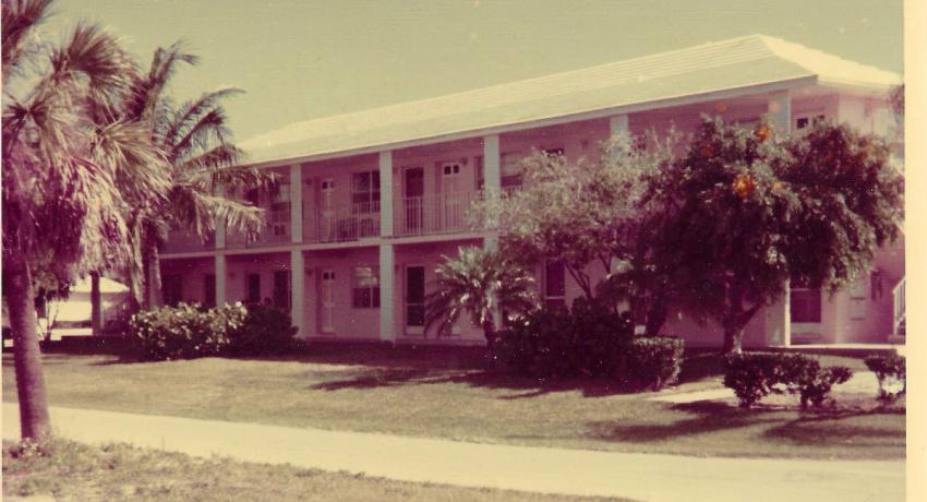 Sea Breeze South - vintage photo